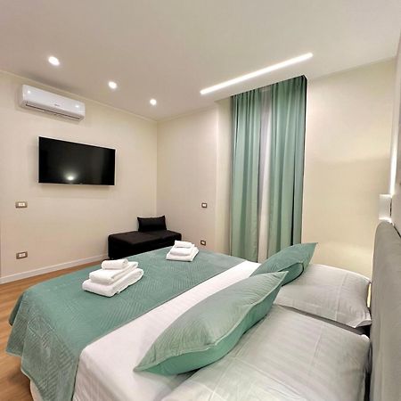 The Dream Apartment 100 M Dal Mare Савона Екстериор снимка