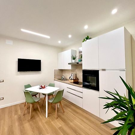 The Dream Apartment 100 M Dal Mare Савона Екстериор снимка