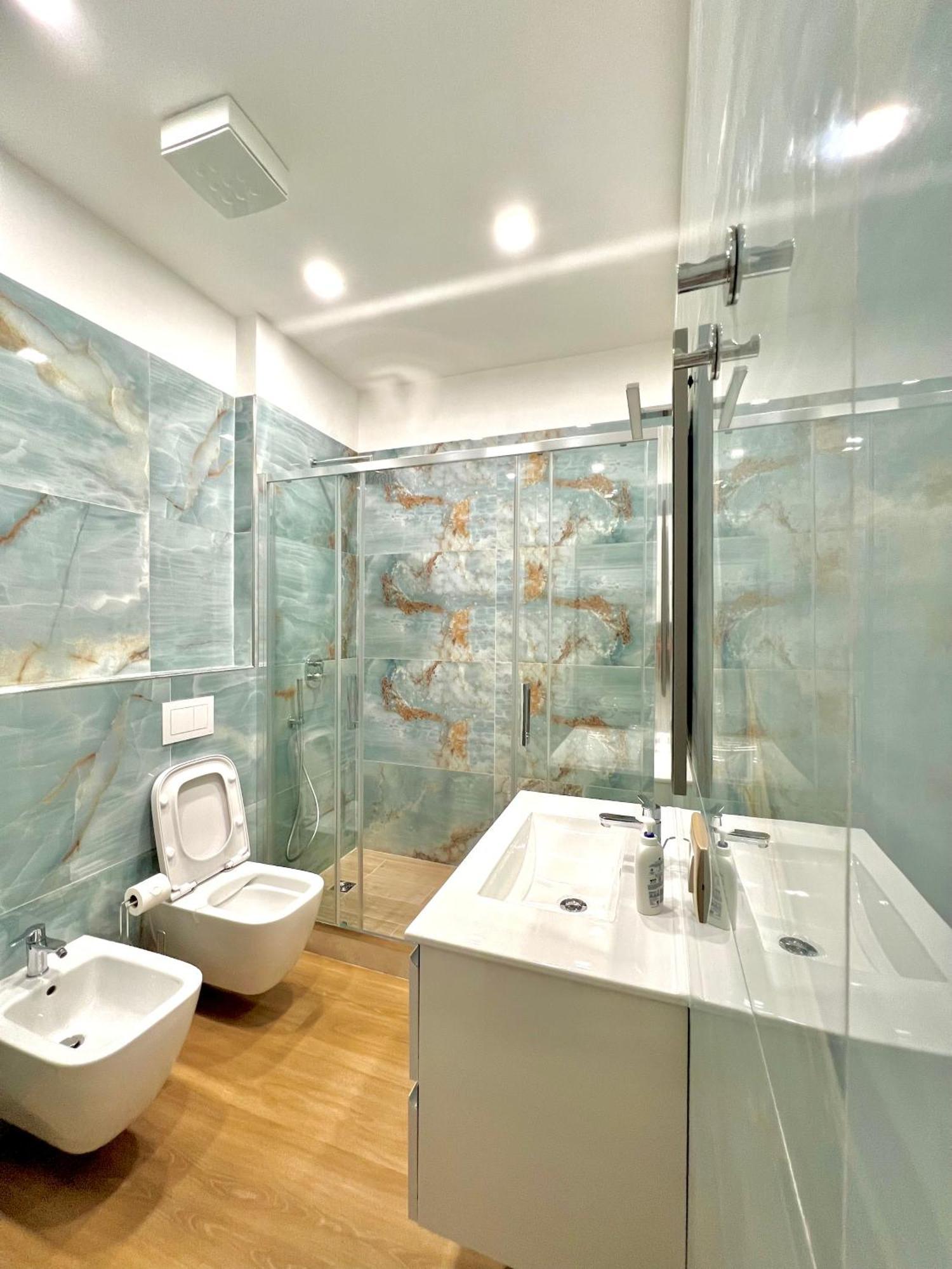 The Dream Apartment 100 M Dal Mare Савона Екстериор снимка
