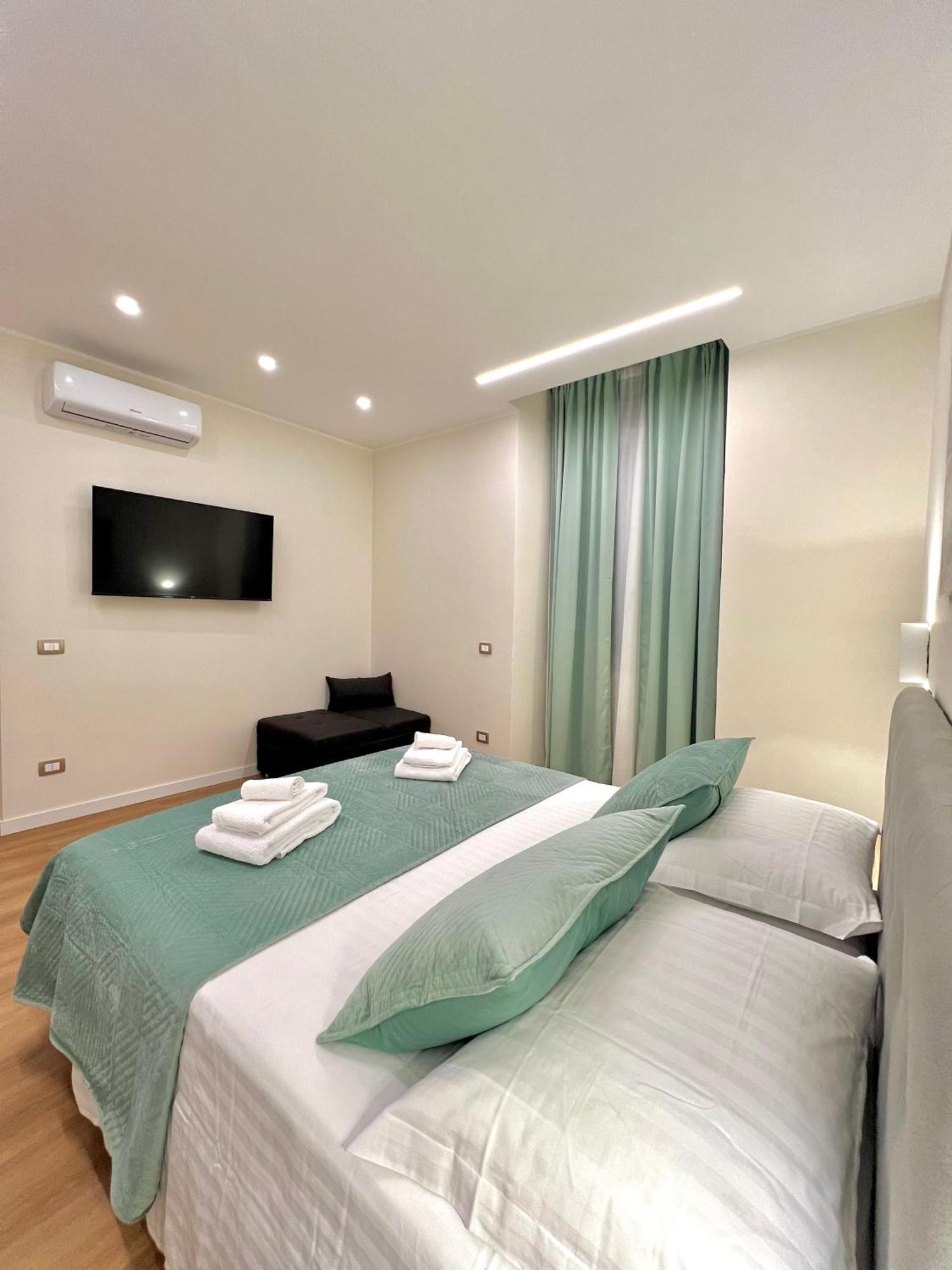 The Dream Apartment 100 M Dal Mare Савона Екстериор снимка